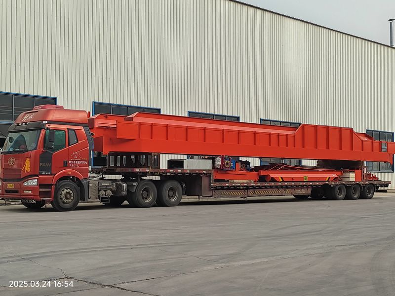 通用橋式起重機(jī) QDXX32/5t—19.5m 電動(dòng)單梁橋式起重機(jī) 2臺(tái) LD10t—16.5m 制作完成，發(fā)往河北石家莊交付客戶使用。