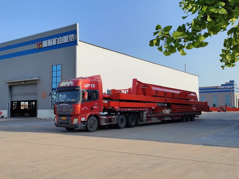 電動(dòng)葫蘆門式起重機(jī) 2臺(tái) MHxh10t—25m 外懸5/5m MHxh5t—23m 外懸4.5/4.5m 制作完成，發(fā)往青海交付客戶使用